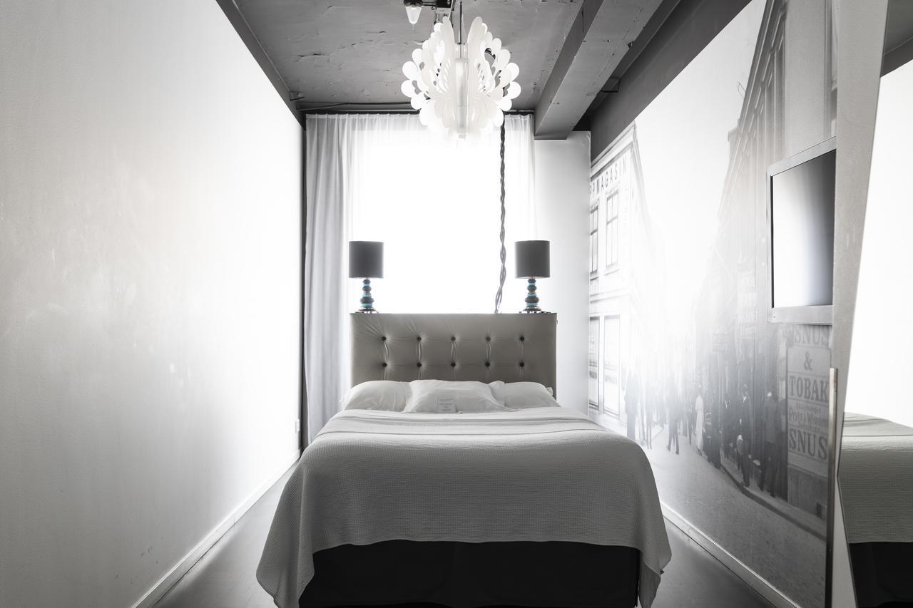 Flora Hotel 4*
